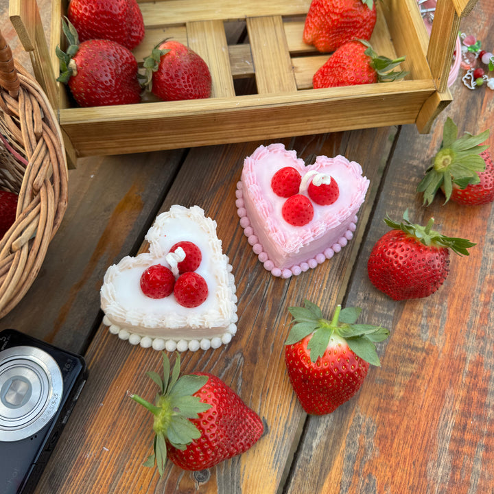 Strawberry Pinterest Cake 🕯️🍓🍰