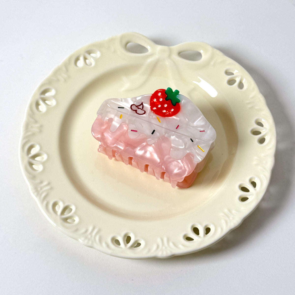 Cake Claw Clip