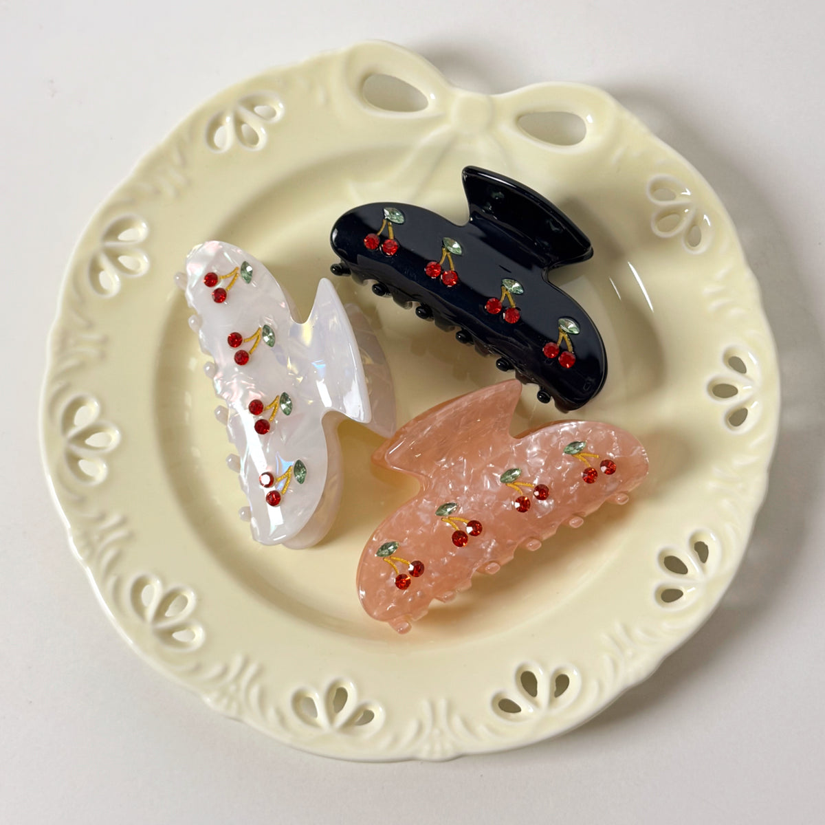 Cherry Claw Clip